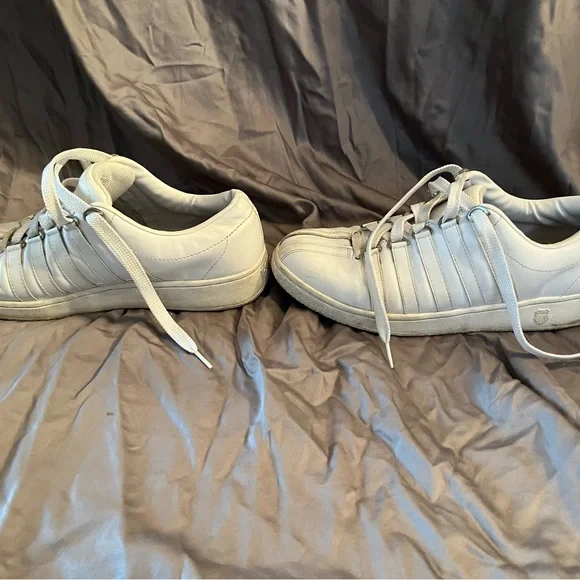 Men’s all white K-Swiss classics. 11 - Picture 8 of 8